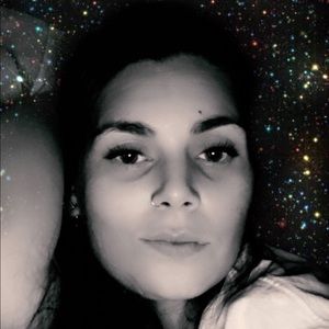 Meet your Posher, Lacey